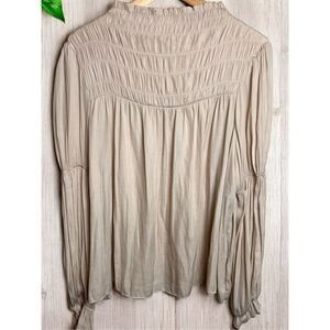 Lizard Thicket c’isa Smocked Tiered Balloon Sleeve Blouse Bone L